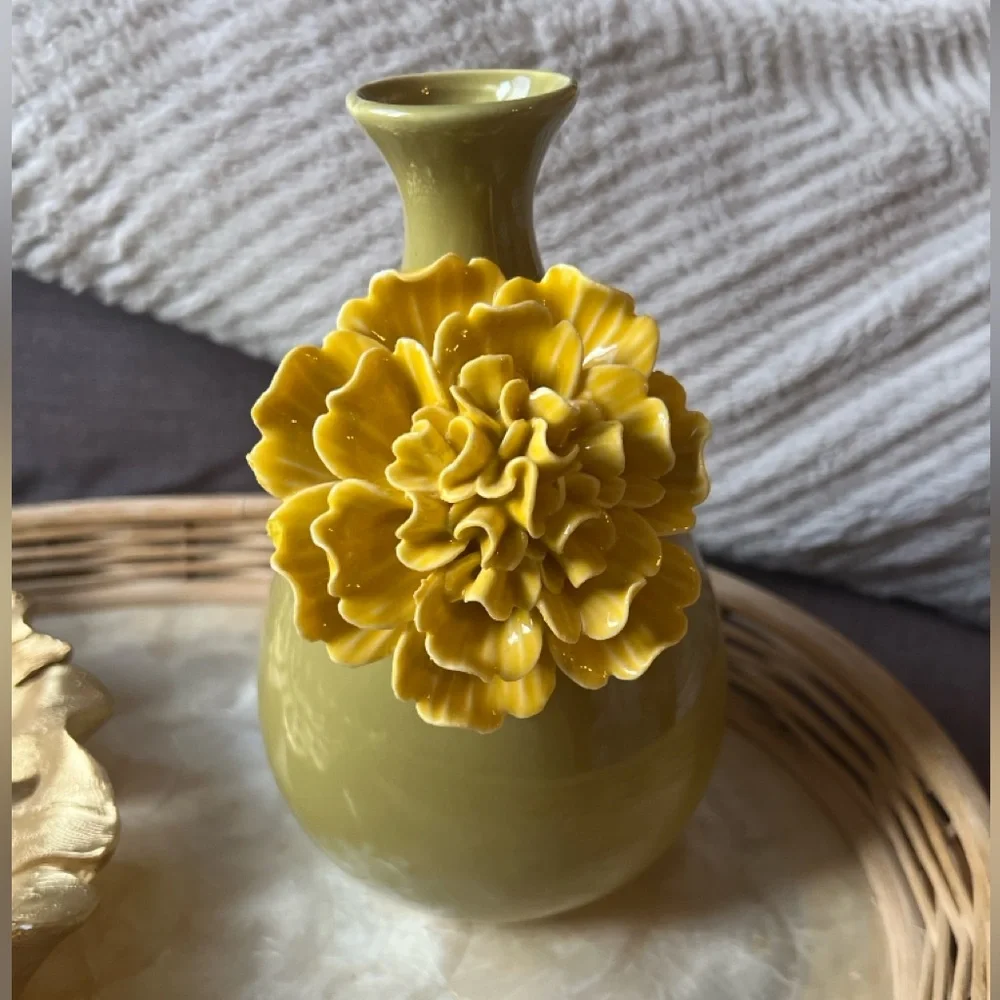 NEW 3D Yellow Peony flower on Olive Green Base Ceramic Vase 8